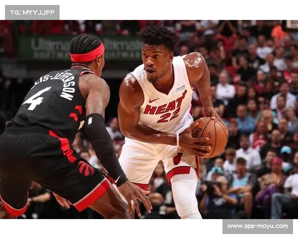 黄蜂限制猛龙二次得分，防守策略执行成功