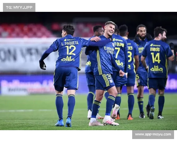 里昂2-1击败布雷斯特，恩德里克送出关键助攻